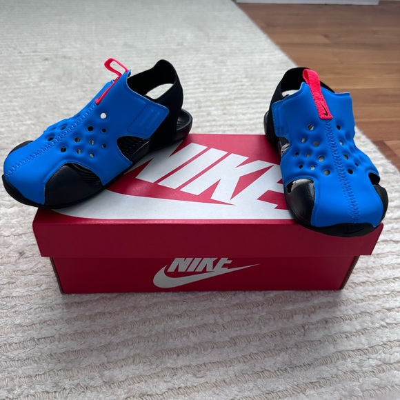 NWT Nike Little Kids Sunray Protect 2 Sandals - Picture 2 of 13